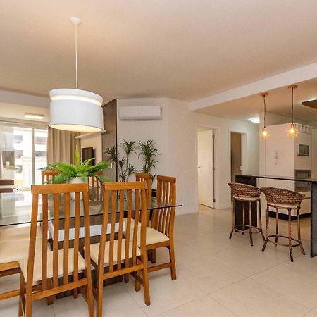 Boulevard 224D - Excelente Apartamento Em Condominio De Luxo No Centro De Bombinhas - Piscina - Jacuzzi - Academia - Portaria 24H. Bagian luar foto