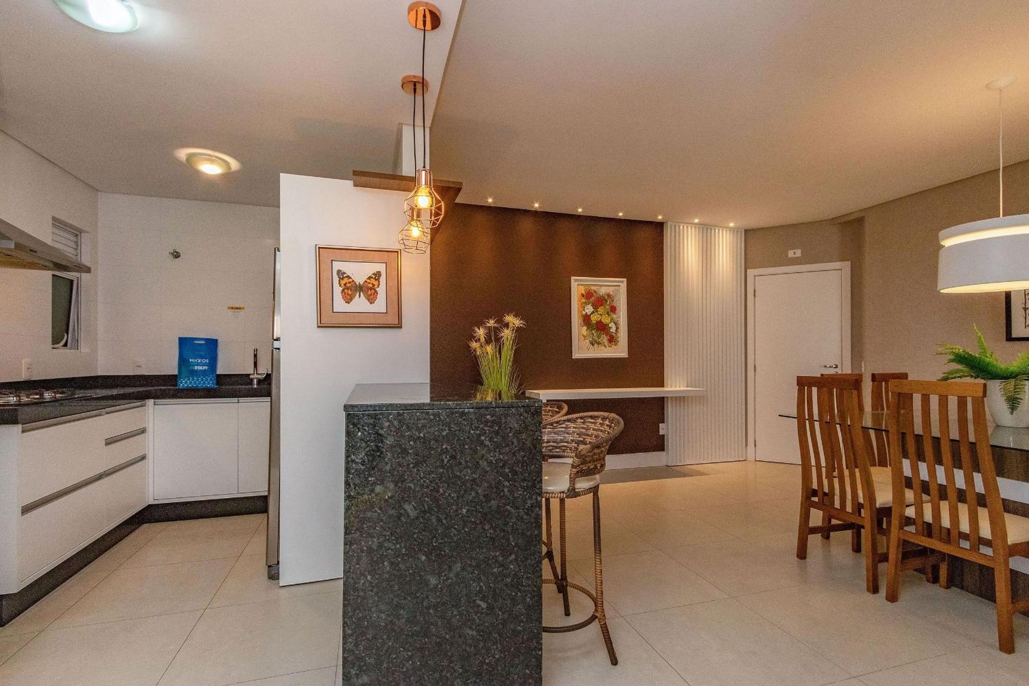 Boulevard 224D - Excelente Apartamento Em Condominio De Luxo No Centro De Bombinhas - Piscina - Jacuzzi - Academia - Portaria 24H. Bagian luar foto