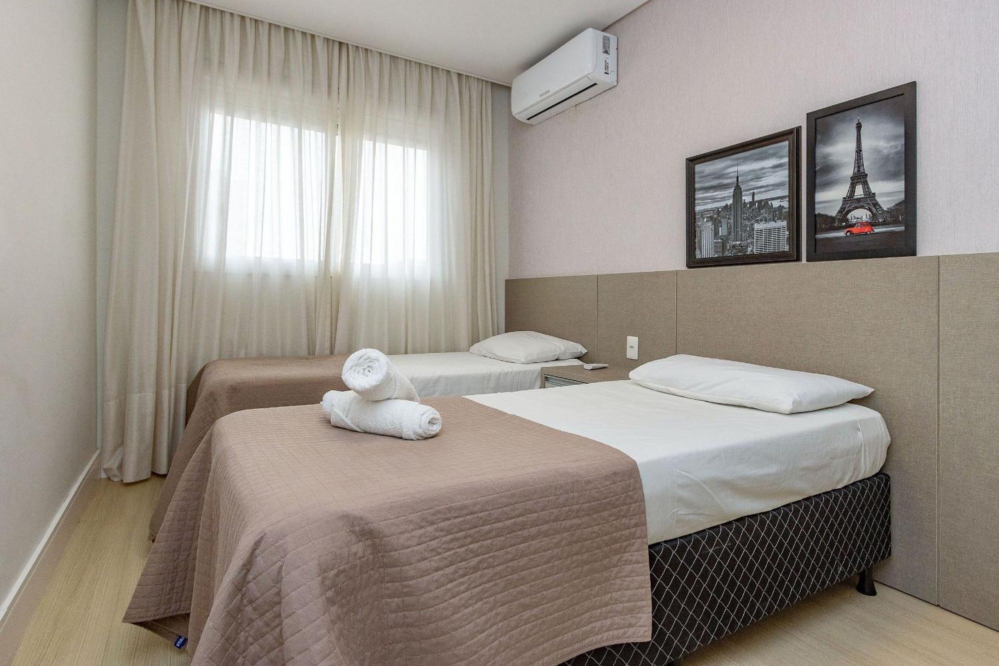 Boulevard 224D - Excelente Apartamento Em Condominio De Luxo No Centro De Bombinhas - Piscina - Jacuzzi - Academia - Portaria 24H. Bagian luar foto